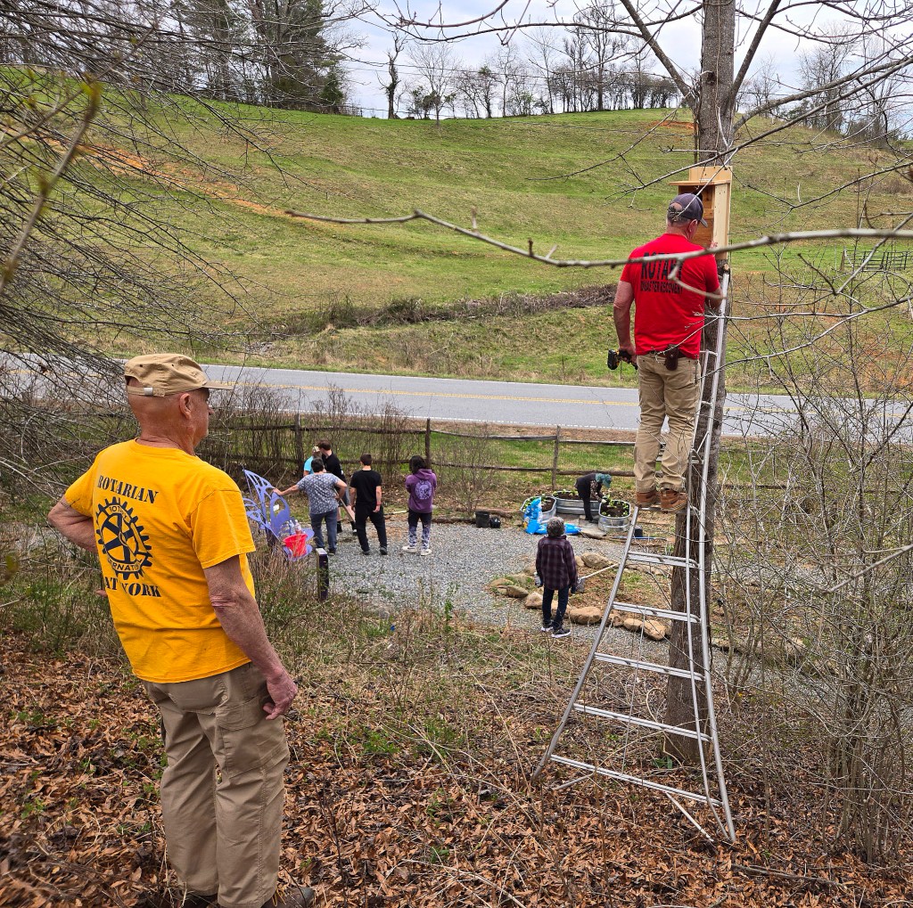 Rotary Service in Bird&nbsp;Garden